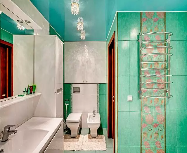 компактный санузел с душем и биде